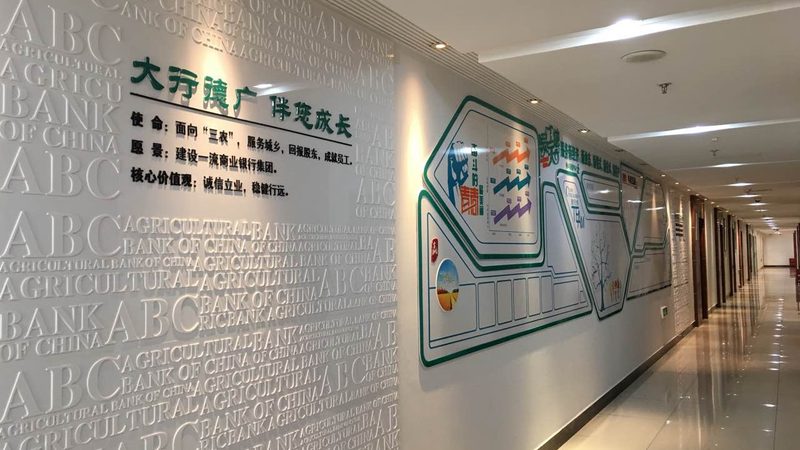 灯箱制作资质揭秘：所需材料与认证要点